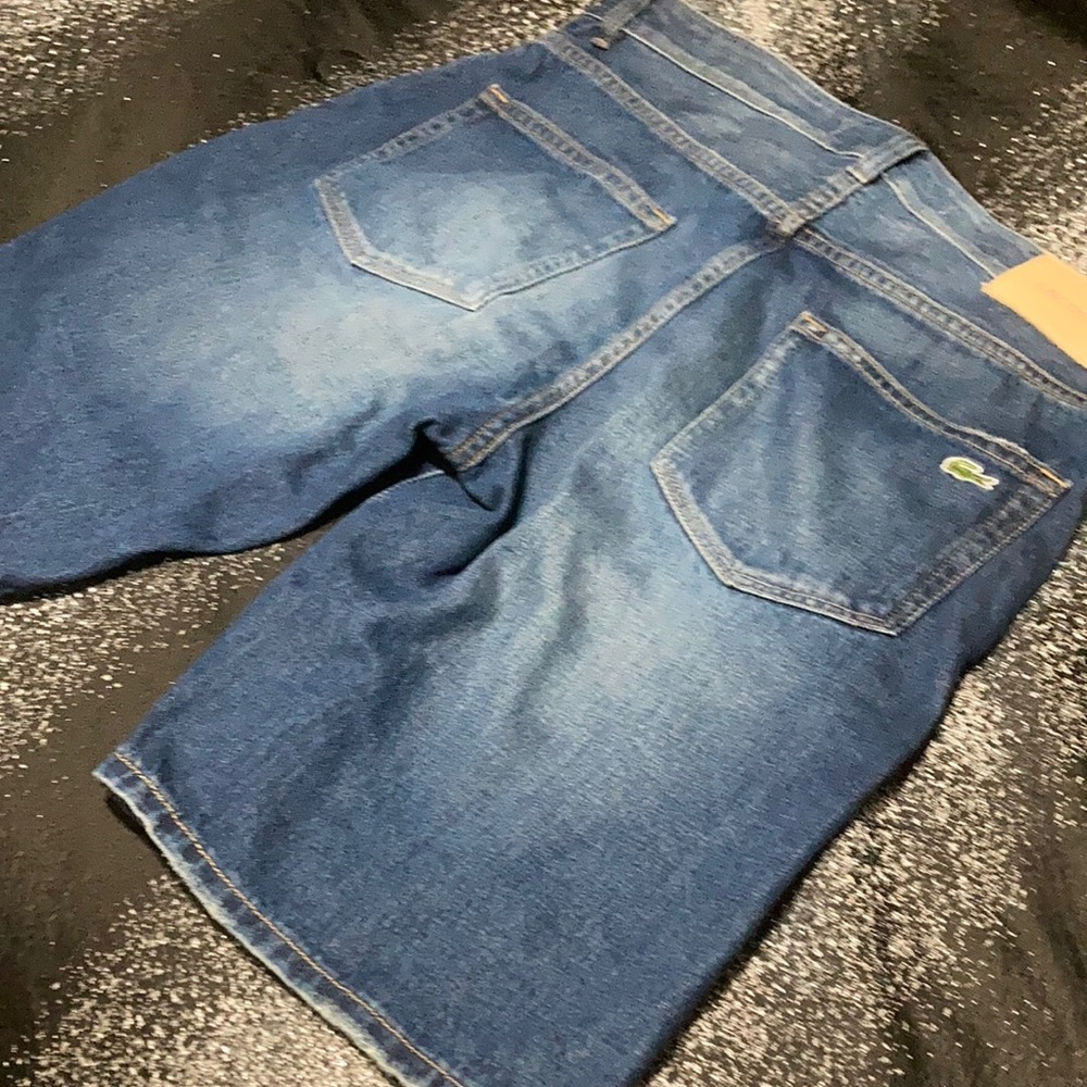 Slim fit Lacoste shorts